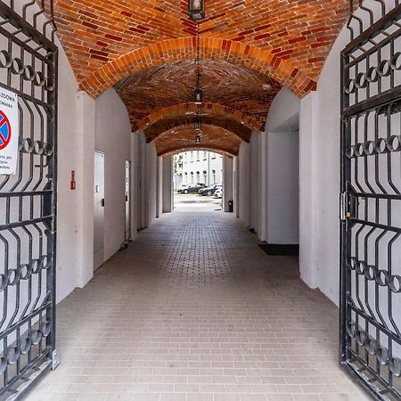 Loft City Center Apartments- Parking, Wifi, 24H Check-In Вроцлав Екстериор снимка